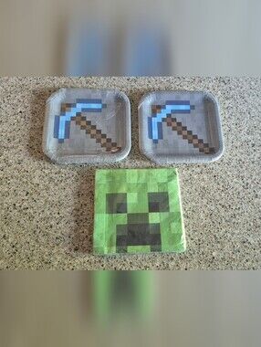 ​Minecraft Party Supplies Lot Unique 2 Pks Sq Plates 8ct & 1 Pk Napkins 16ct New